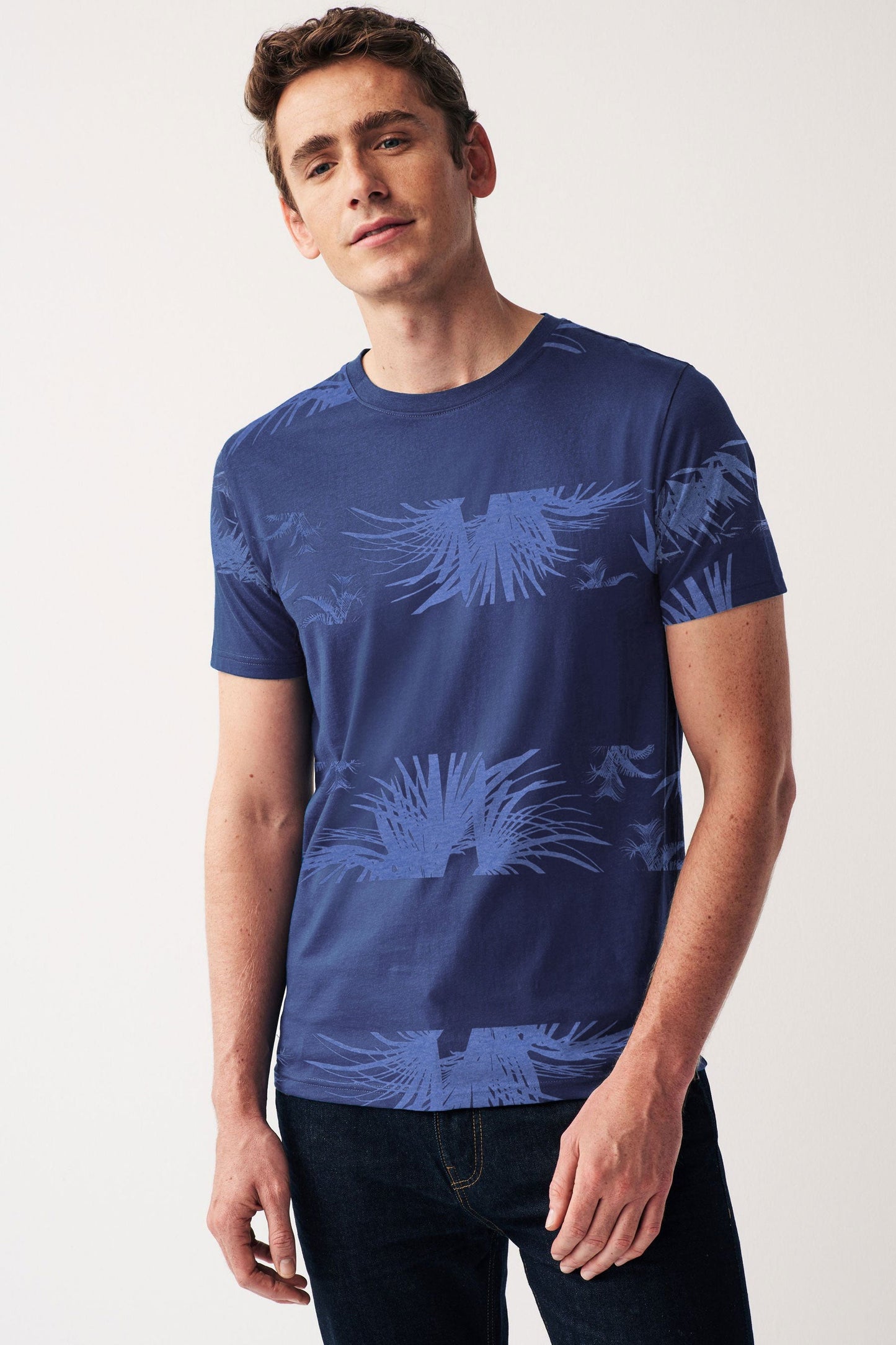 Polo Republica Men's Palm Tree Printed Short Sleeve Tee Shirt