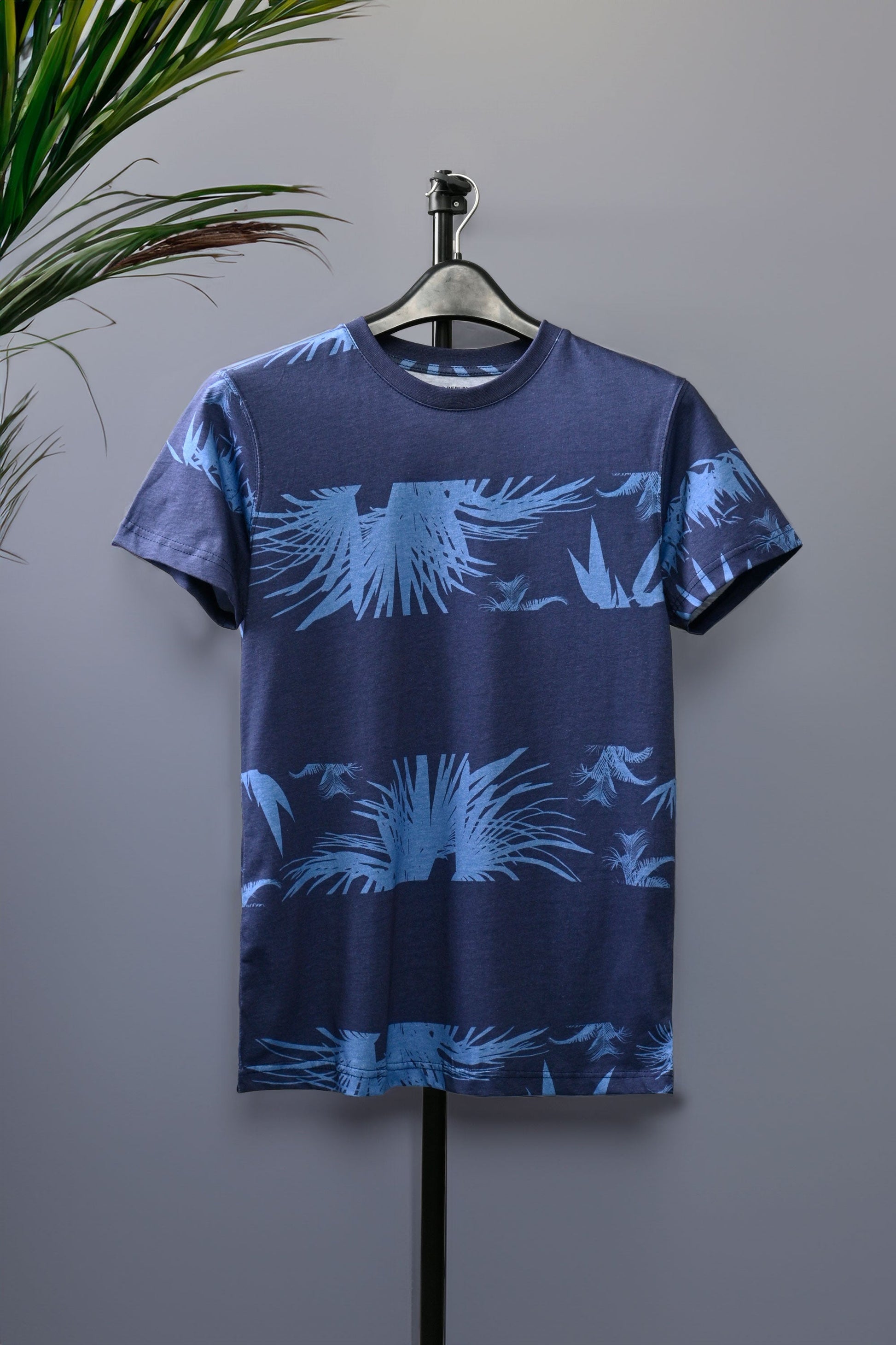 Polo Republica Men's Palm Tree Printed Short Sleeve Tee Shirt